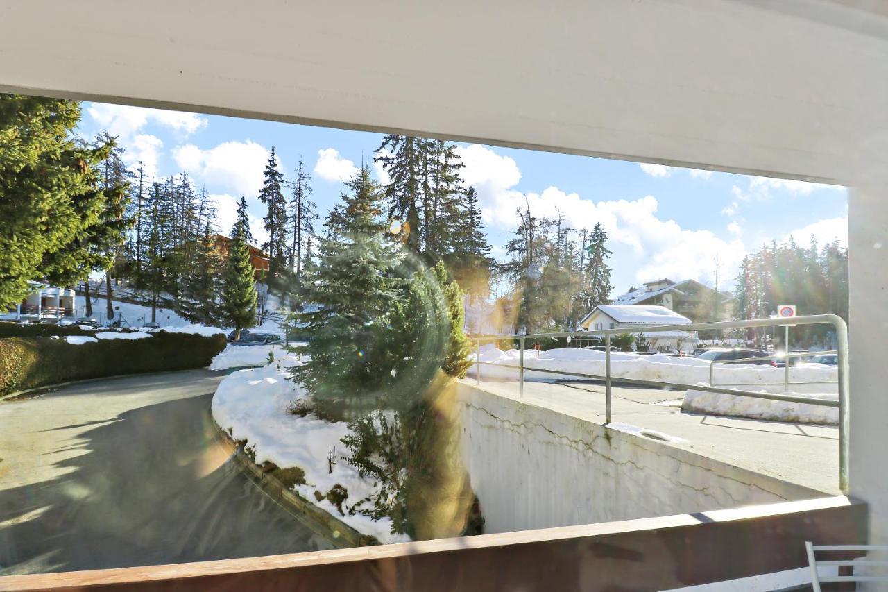Appartement Cosy Et Renove Au Coeur De La Station Crans-Montana Exterior photo